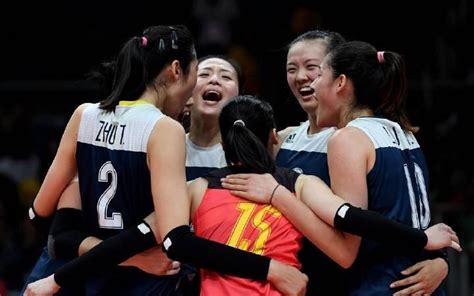 《排球回放》【原声】2019女排世界杯：中国vs巴西 全场回放