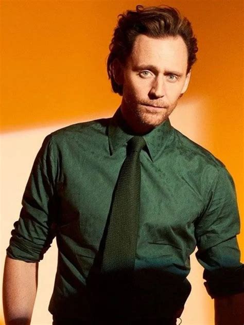 British heartthrob Tom Hiddleston's captivating clicks | Zoom TV