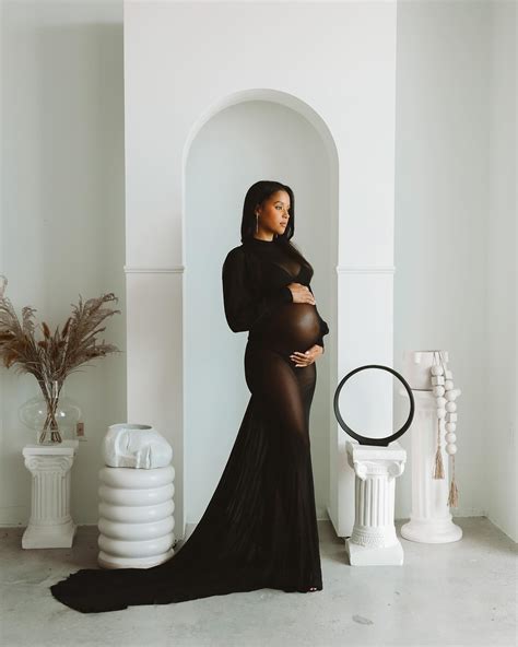 Karla Rodriguez | Un look elegante y sencillo inspirado en la delicadeza de las perlas 🦪 ¿Qué ...