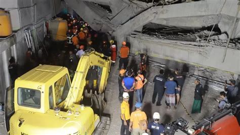 Indonesia School Collapse: 1 Killed, 65 Students Feared Buried Under ...
