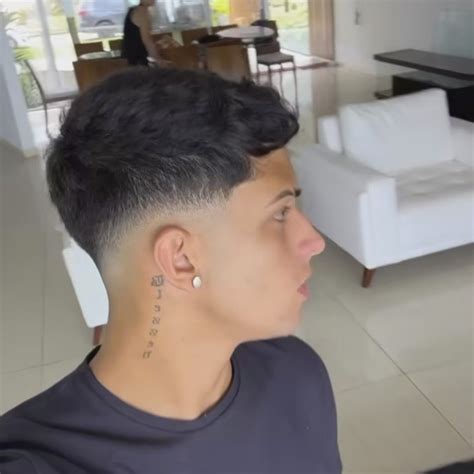 icon masculino | Taper fade short hair, Low fade haircut, Low skin fade ...