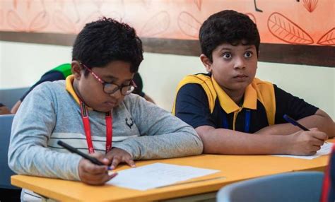 MSGM ロング プリーツ スカート パイソン柄 指原莉乃 着用