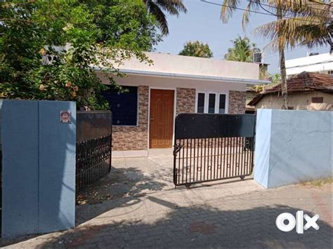 Service Old House for 50 Lakhs Elamakkara, near Punnakkal Temple - Home ...
