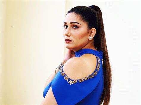 Non-bailable warrant issued against Sapna Chaudhary