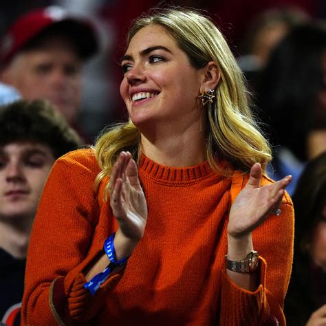 Phillies fans taunted Justin Verlander with Kate Upton chants