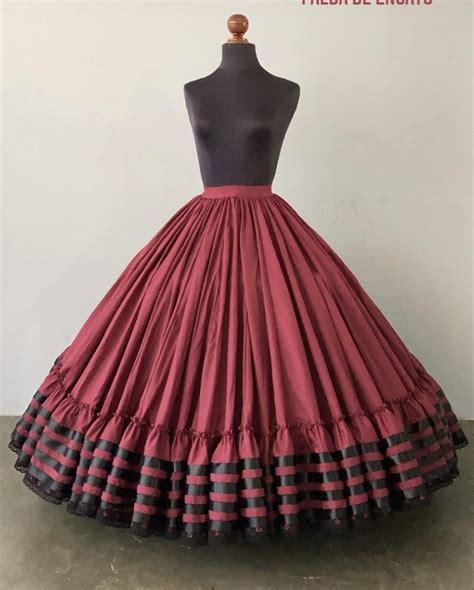 Double circle skirt : r/SewingForBeginners