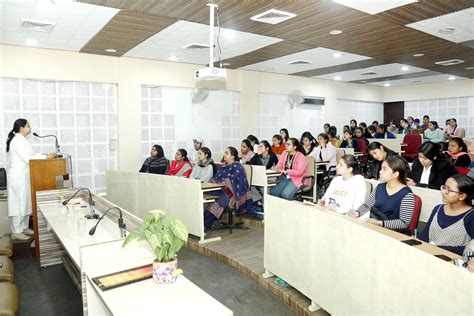Digital Skills & Software Training in Computer Lab 1