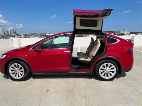 2017 Tesla Model X 75D - Find My Electric