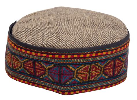 Buy Roshni by Sunita Bali Kullu Topi Himachali Woolen Cap for Men and ...