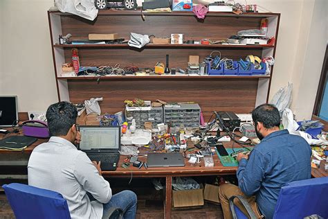 Indian start-up develops electric and autonomous tractor | Autocar ...