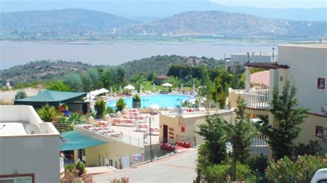 LAKESIDE GARDEN HOLIDAY VILLAGE (Bogazici) - Apartment Reviews, Photos ...