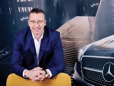 LEADERSHIP SERIES: GLOBAL