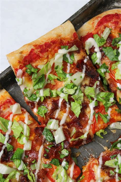 BLT Pizza • The Candid Cooks