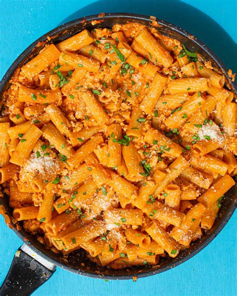 Spicy Rigatoni Vodka (Carbone Inspired) – Beat The Budget