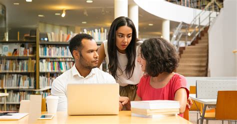 Top Creative Fields After 12th | Career Guide