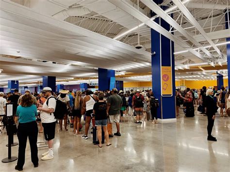 Can you go on a cruise pregnant? Royal Caribbean has an important ...