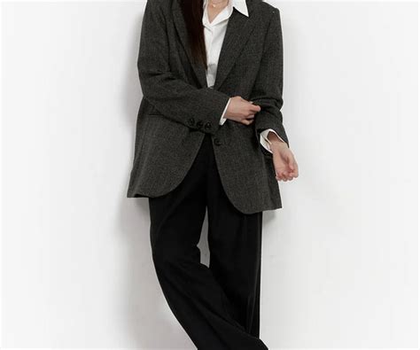 Academia Outfits: Trend Styles for Each Scholarly Aesthetic – LEWKIN