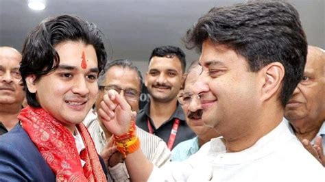 মধ্যপ্রদেশ ক্রিকেট সংস্থার সভাপতি মহানার্যমান সিন্ধিয়া, Mahanaaryaman ...