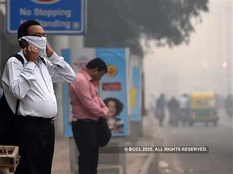 Anti-pollution air masks are a saviour - Capital under air distress ...