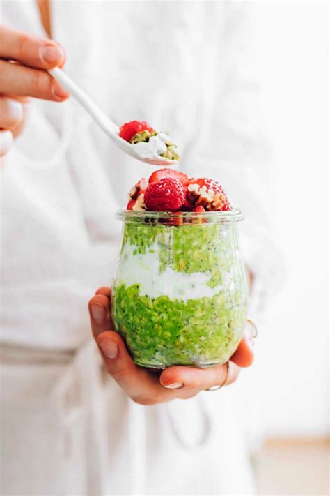 Easy Matcha Overnight Oats – Nutriciously