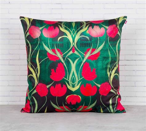 Waves of Blossom Blended Velvet 18" x 18" Cushion Cover : Amazon.in ...