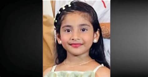 മണ്ണിടിയുമ്പോഴും മക്കളെ ചേർത്തുപിടിച്ചു