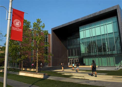 Información sobre Sacred Heart University en Estados Unidos
