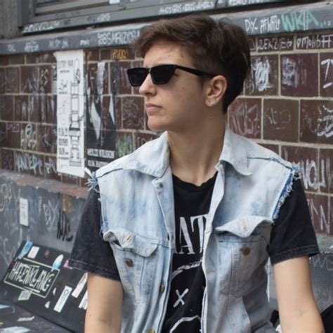 Eva.nyx · Artist Profile