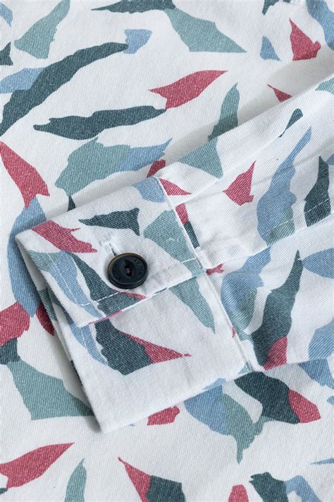 Buy Men's Shattered Design Pink Overshirt Online | SNITCH