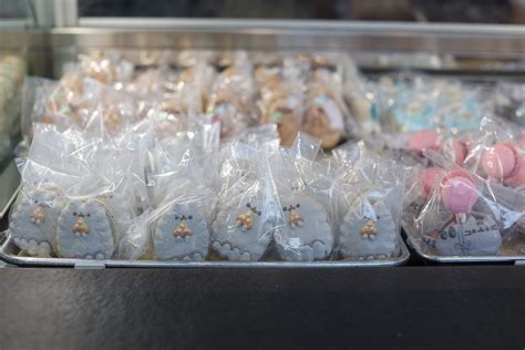 Pusheen 2023 — Honey & Butter Macarons