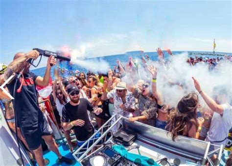 MIAMI BOAT PARTY - All You Need to Know BEFORE You Go 2026 (with Photos ...