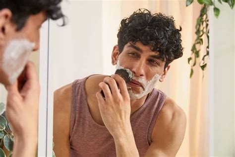 Men's Grooming Products | The Body Shop