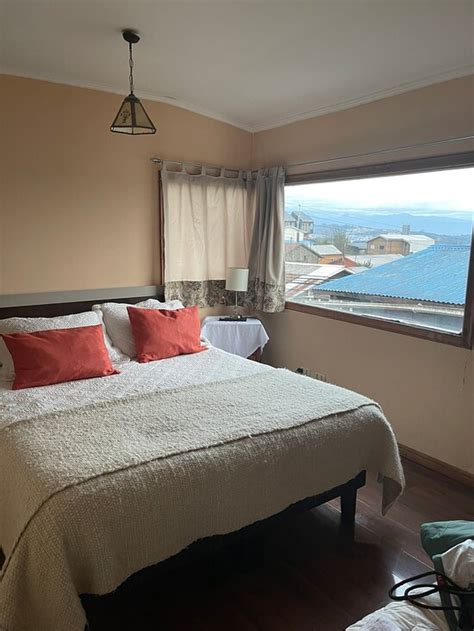 HOSTAL MIRANDO AL MAR (Puerto Montt) - Guesthouse Reviews, Photos, Rate ...