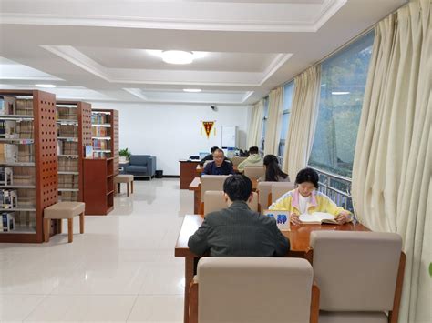 四川省图书馆—巴中市图书馆调整免费开放时间