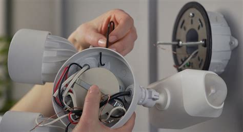 Ring Floodlight Camera Setup 的图像结果