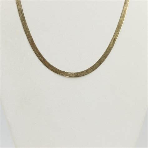 14kt Gold Herringbone Chain Necklace | Property Room