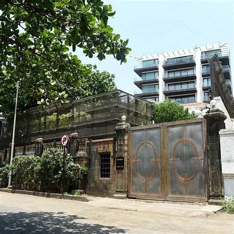 Mannat, Shahrukh Khan's House: Price, Inside Photos, Address