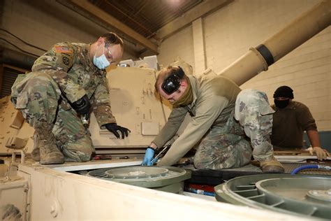 North Carolina National Guard fields new Paladin artillery | Article ...