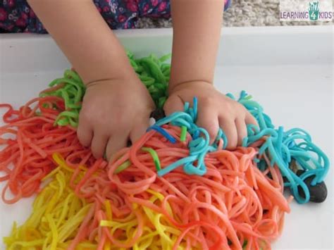 More than 40 Sensory Play Ideas | This is amazing! – Kiddery