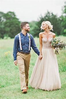 Outdoor Wedding Groom Attire by Best 25 Groom Attire Rustic Ideas On Rustic Outdoor Wedding Groom Attire
