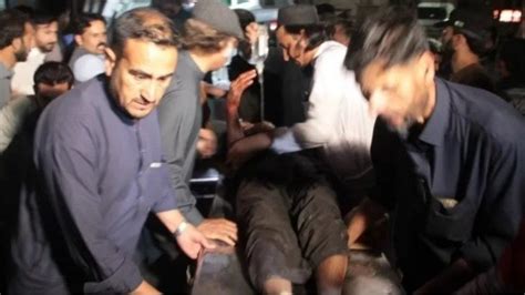 外媒：巴基斯坦反恐警局军火库发生爆炸 至少13人死亡50人受伤_凤凰网