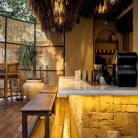 10 best bottles of whiskey in India under INR 3000 to add to your home bar