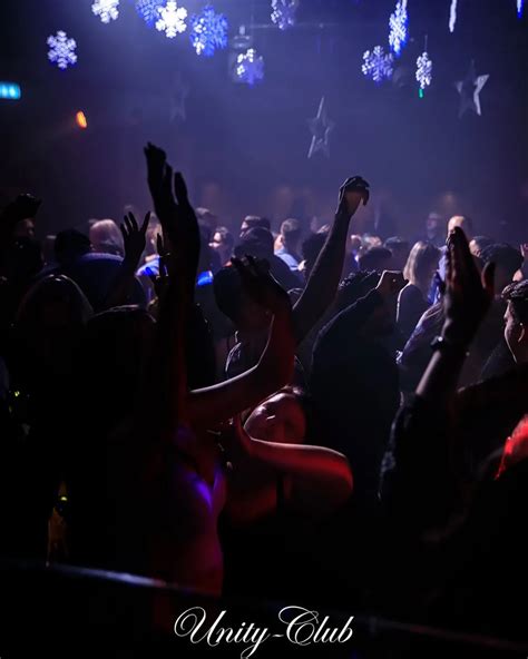 Le Rouge Bar Montreal Nightclub: Info, Events & Reservations