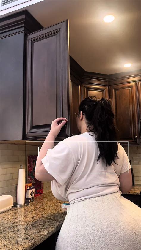 Mia Saaoud (@mia.saaoud) - Urlebird