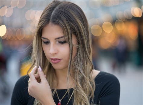 Download wallpaper background, model, beauty, Valentina, section girls ...