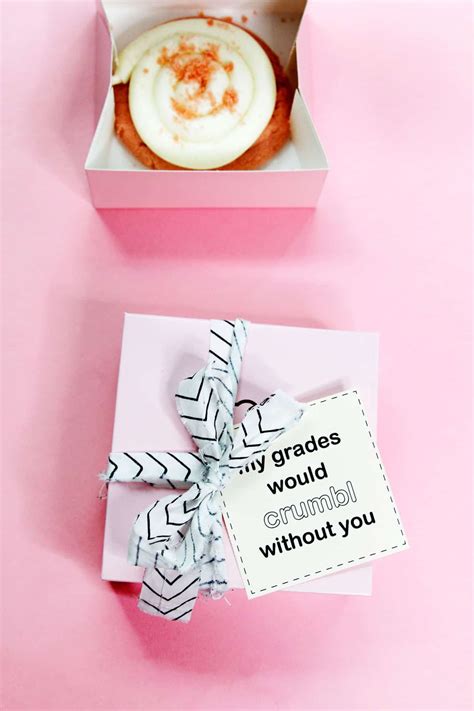 crumbl cookie teacher gift printable - see kate sew