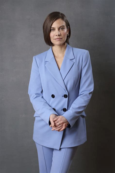 Lauren Cohan - 2023 Winter TCA Portraits • CelebMafia