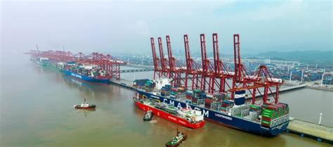 年货物吞吐量首破12亿吨！宁波舟山港晒出2021年度成绩单