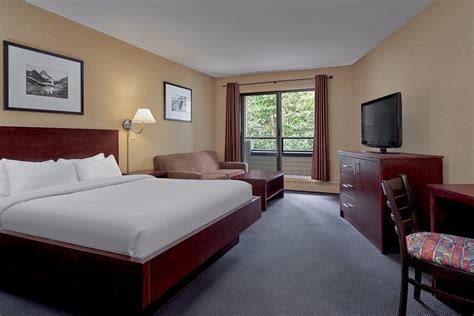 MOUNT KIDD MANOR (Kananaskis Country) - Specialty Resort Reviews ...