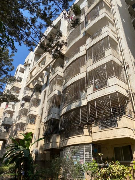 Royal Legend Apartment in Block L, Royal Legend Apartments, Kaveri ...